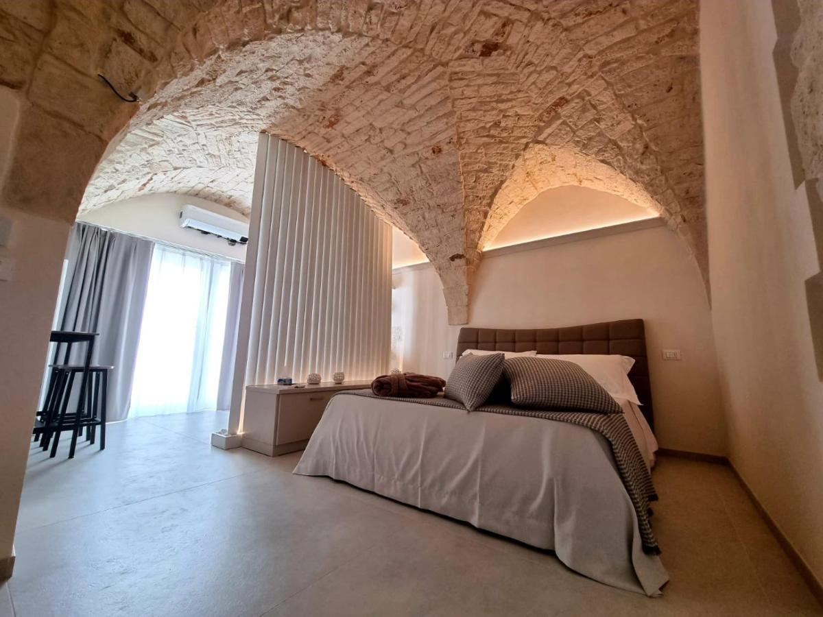 Pirano Suite Ceglie Messapica Exterior foto